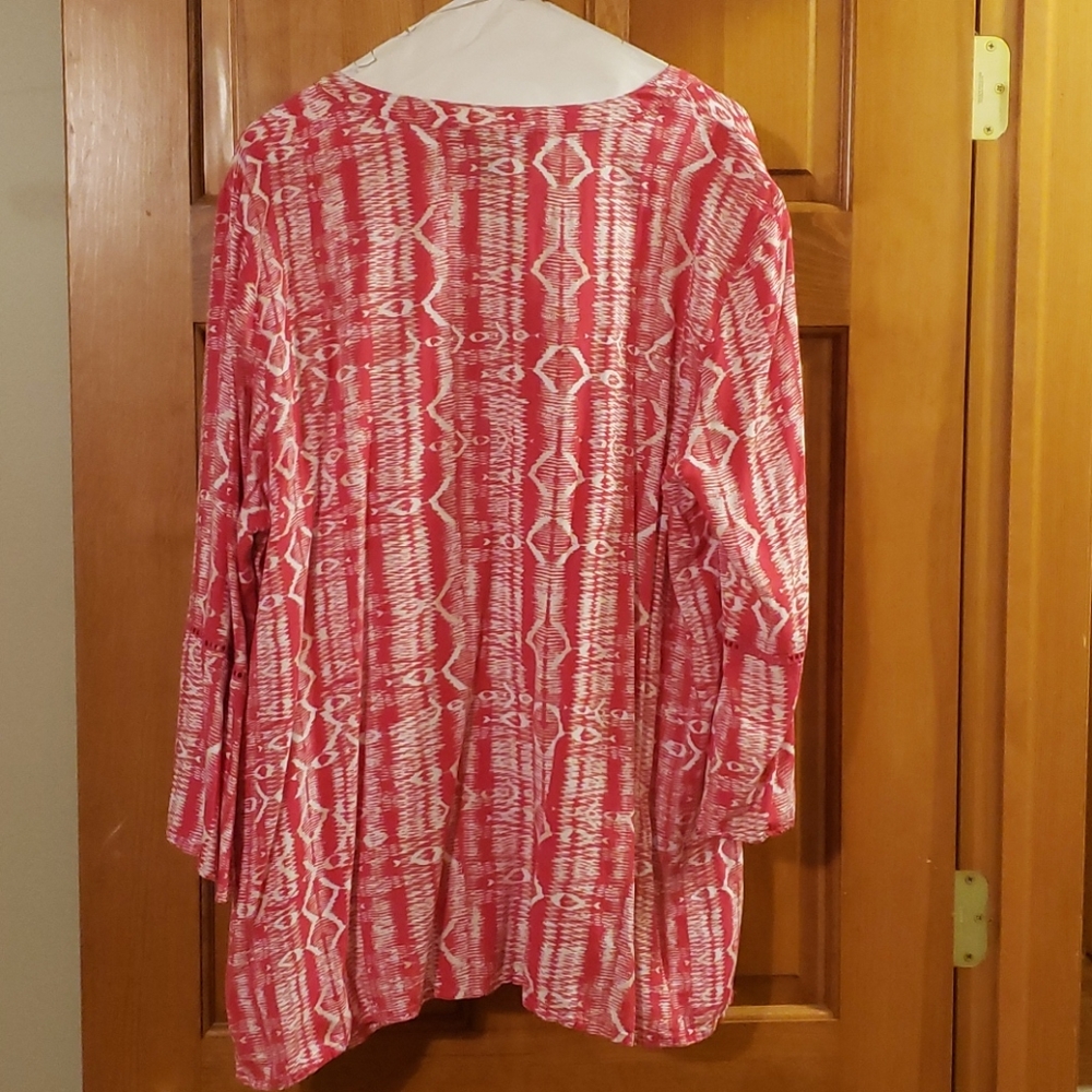 Fuscia tunic - Picture 3 of 5